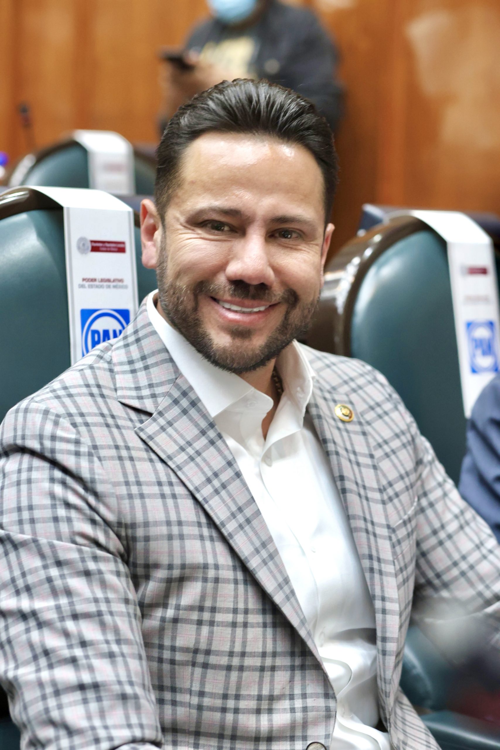 Anuar Roberto  Azar Figueroa